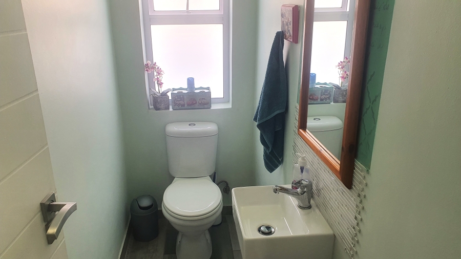 3 Bedroom Property for Sale in Shelley Point Western Cape